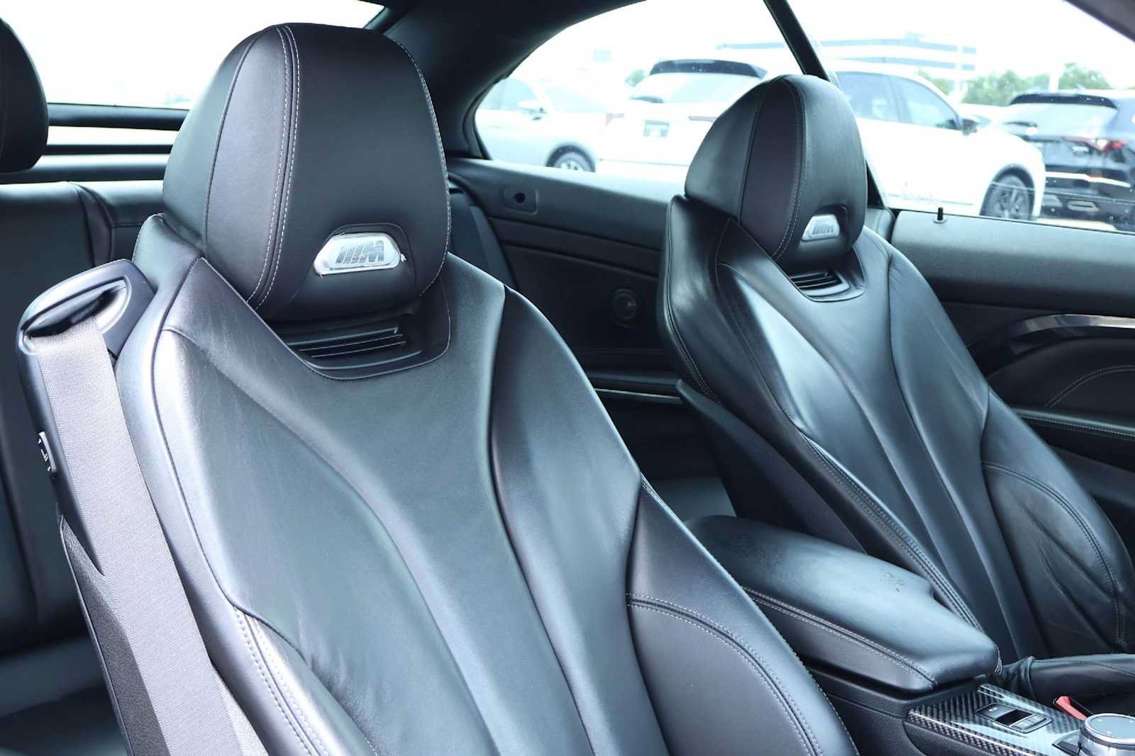 Used 2016 BMW M4 Convertible RWD image 13
