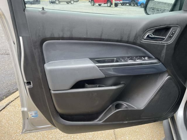 Used 2016 Chevrolet Colorado Z71 AWD/4WD image 12