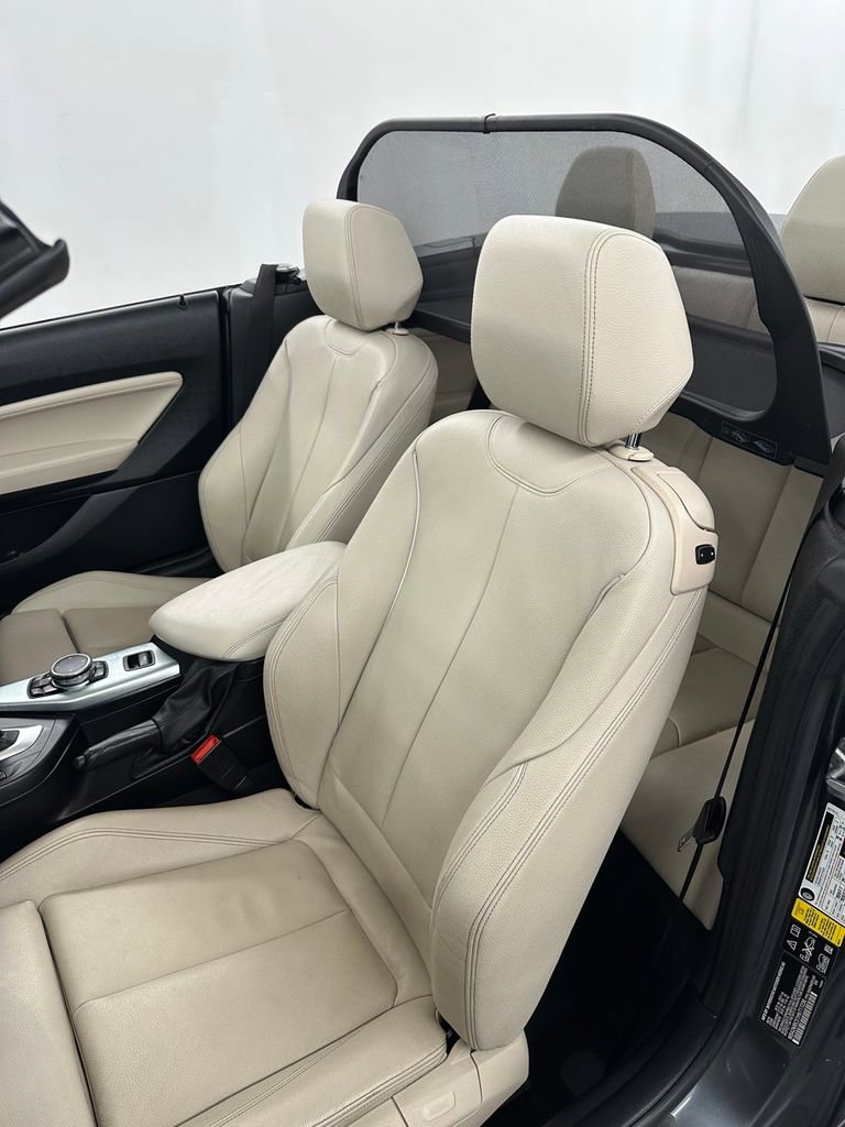 Used 2017 BMW 230i xDrive Convertible image 13