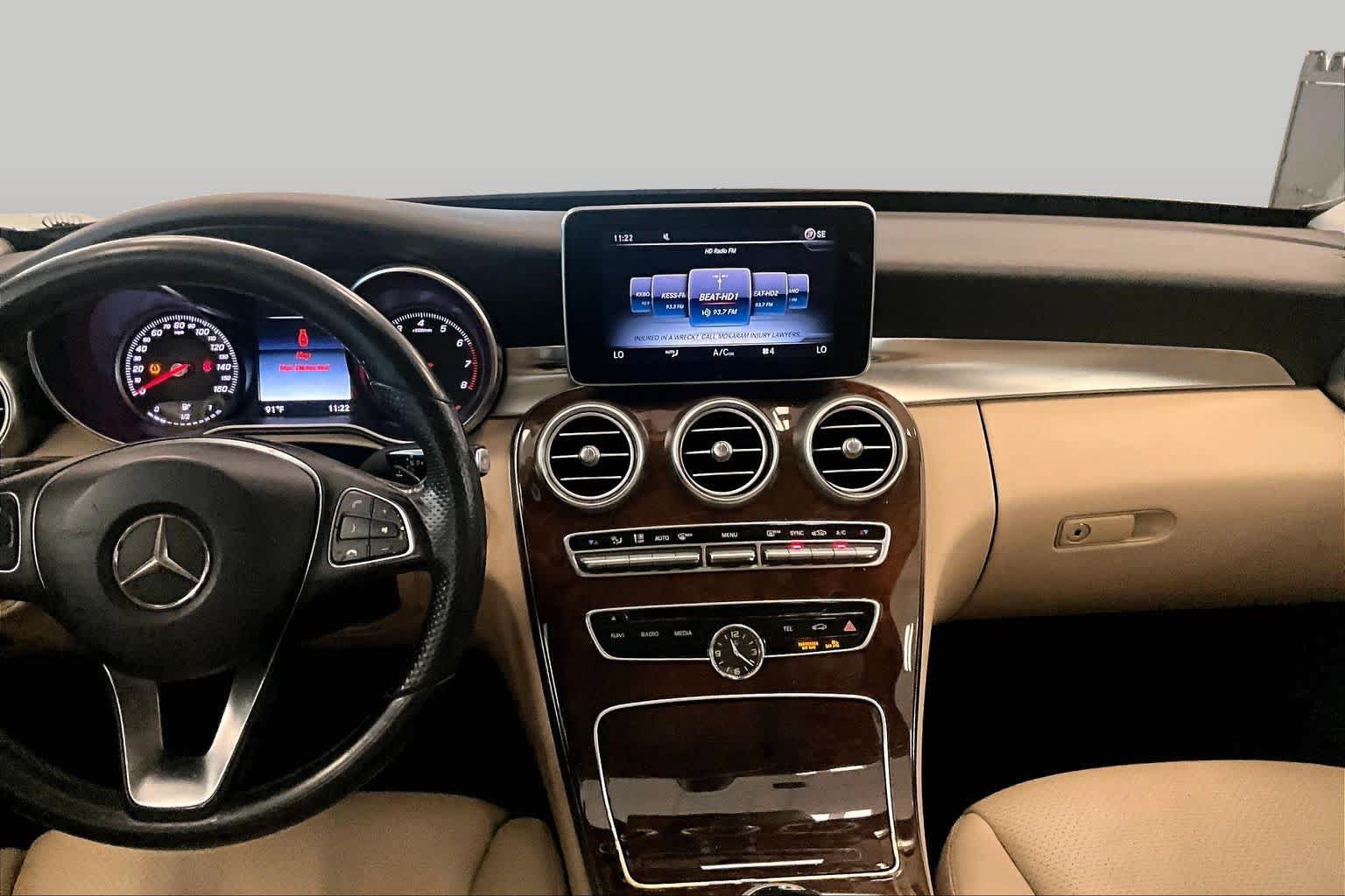 Used 2015 Mercedes-Benz C 300 4MATIC Sedan image 6