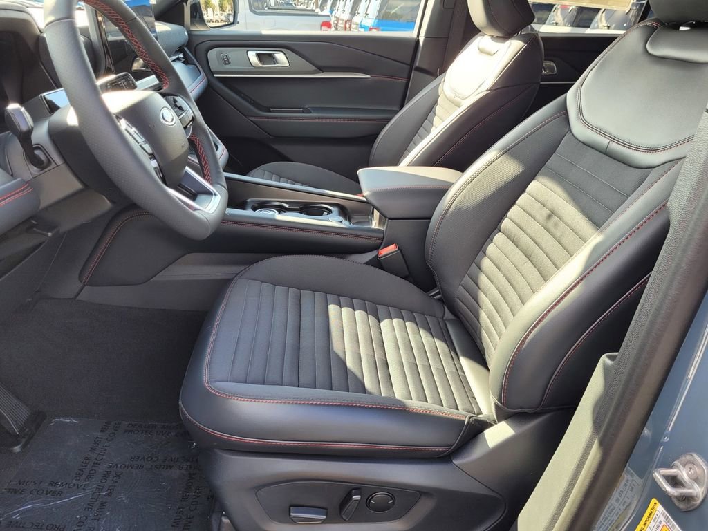 New 2026 Ford Explorer ST-Line w/ ST-Line Street Pack image 39