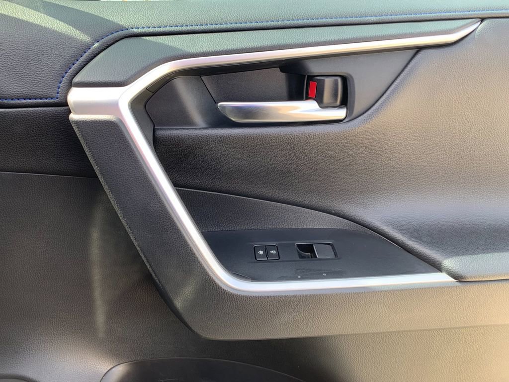 Used 2020 Toyota RAV4 XSE w/ XSE Grade Weather Package image 21