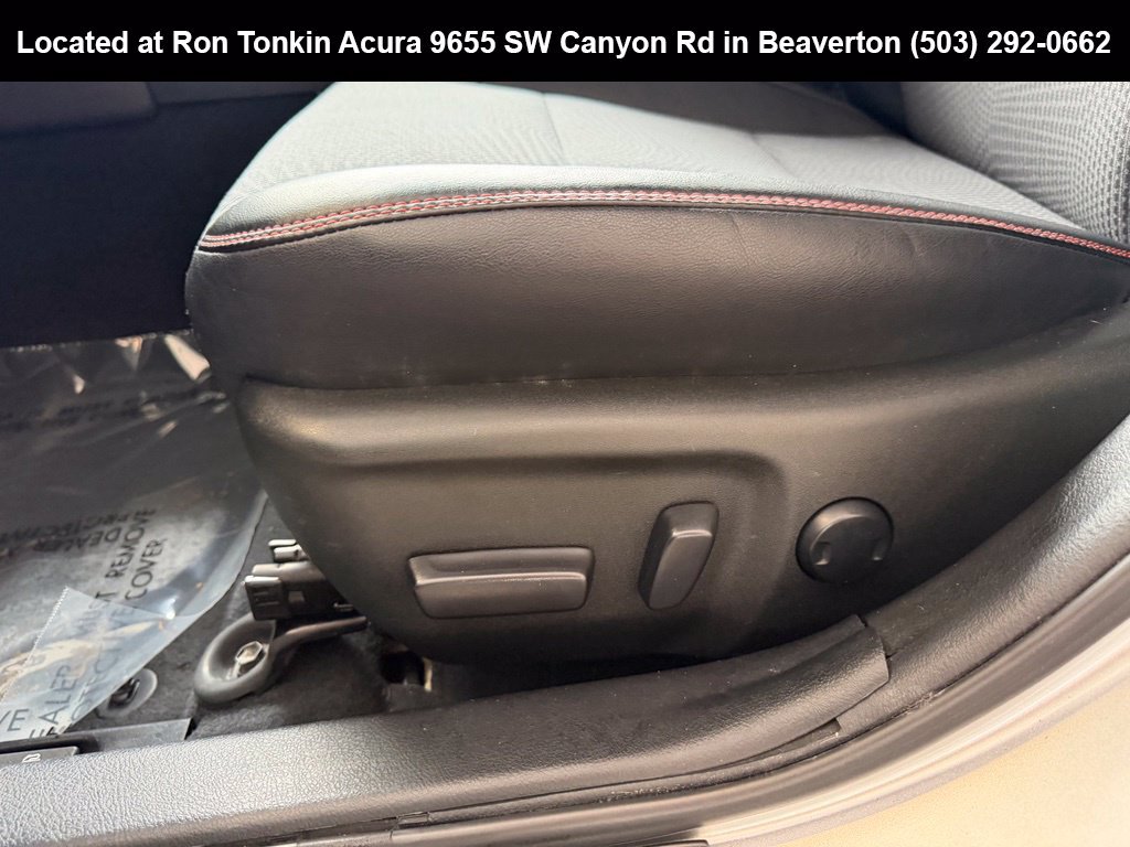Used 2016 Toyota Camry SE FWD image 12