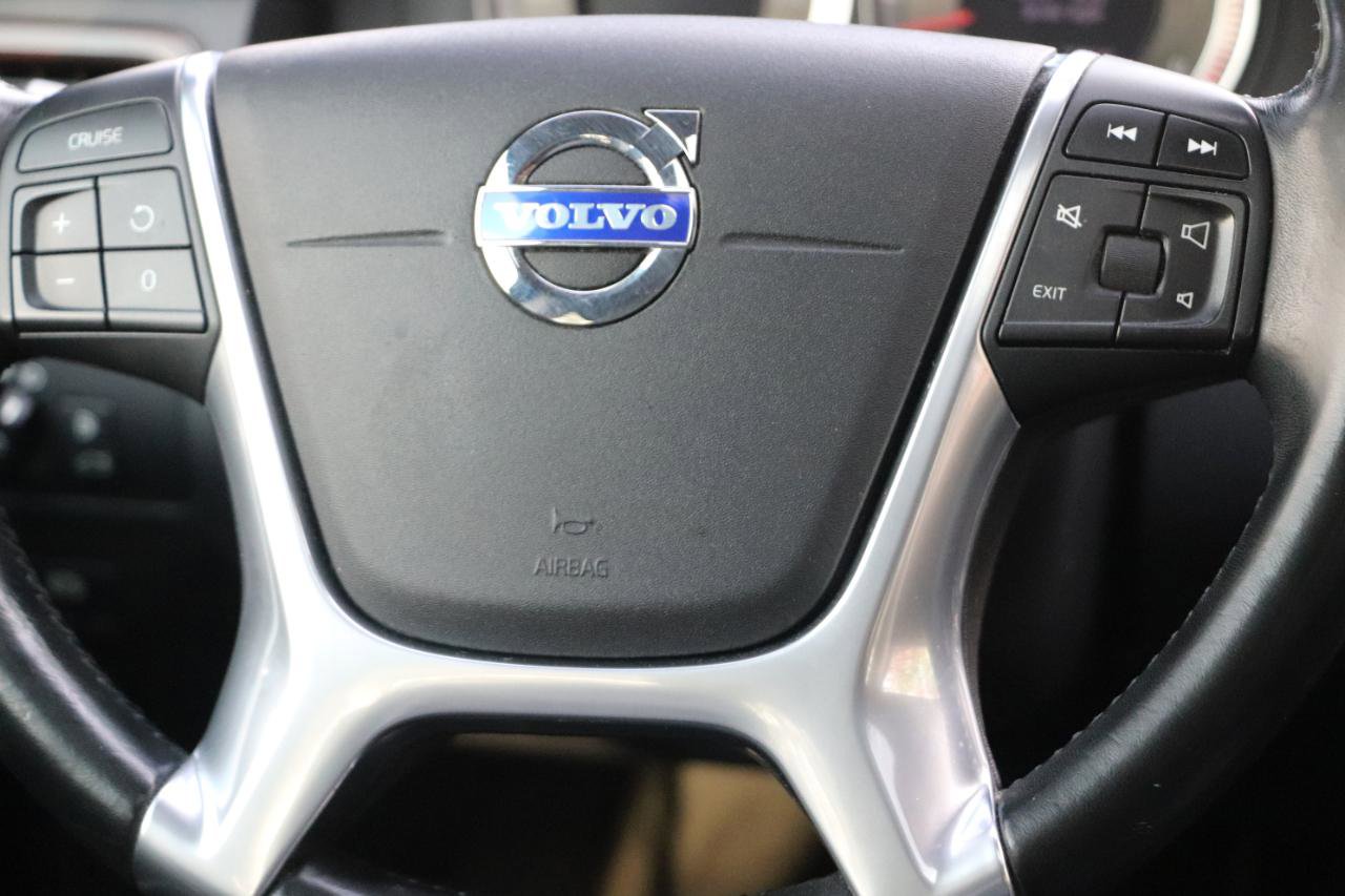Used 2012 Volvo XC70 T6 image 29