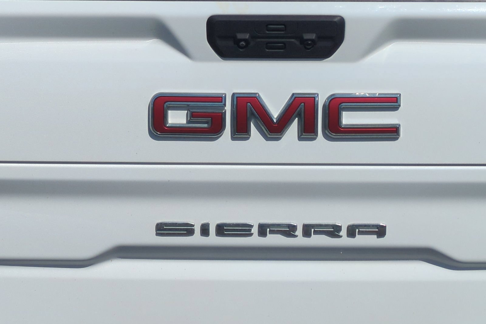 Used 2022 GMC Sierra 1500 Elevation w/ X31 Off-Road Package AWD/4WD image 47