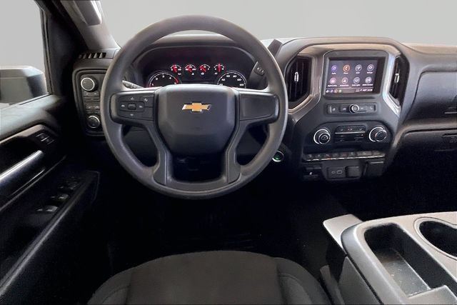 Used 2025 Chevrolet Silverado 2500 Custom w/ Custom Value Package AWD/4WD image 8