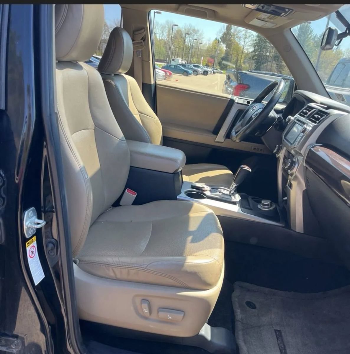 Used 2015 Toyota 4Runner Limited AWD/4WD image 26