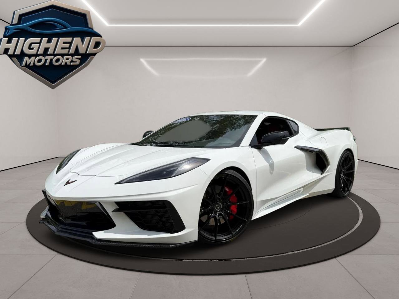 Used 2021 Chevrolet Corvette Stingray Coupe w/ Z51 Performance Package RWD image 2