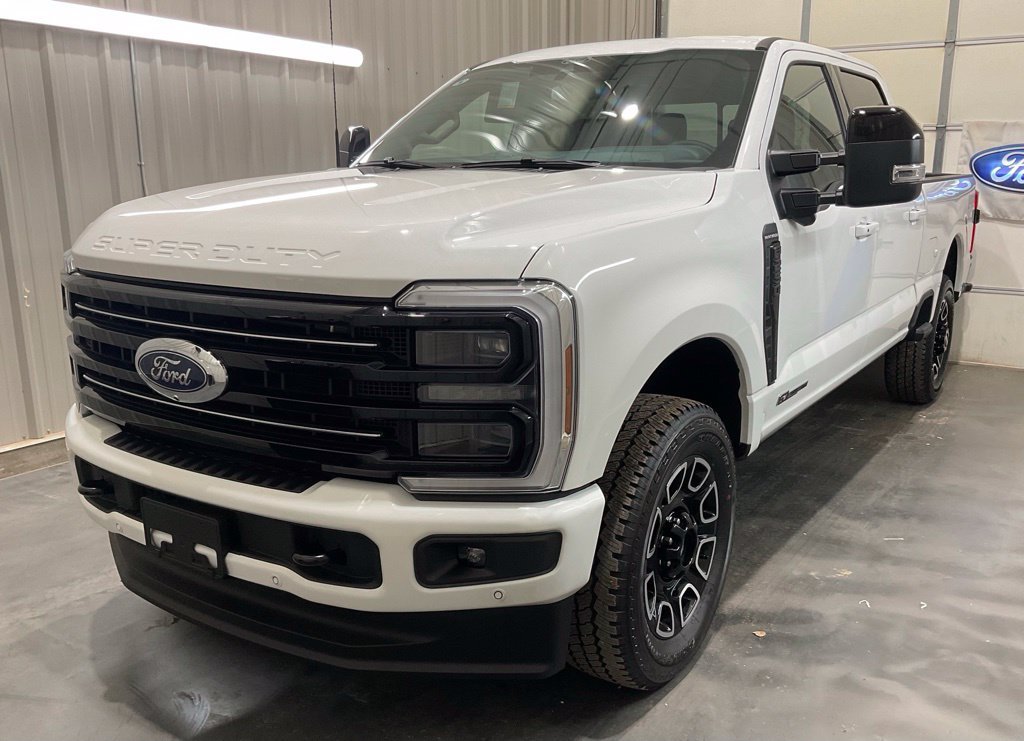 Used 2026 Ford F250 Platinum AWD/4WD image 3