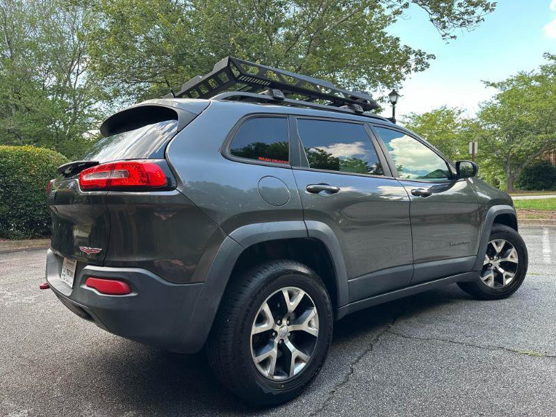 Used 2015 Jeep Cherokee Trailhawk w/ Leather Interior Group AWD/4WD image 9