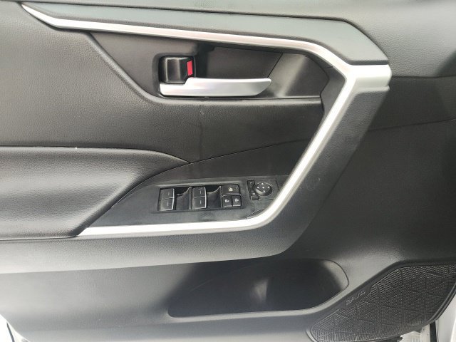 Certified 2024 Toyota RAV4 XLE AWD/4WD image 11