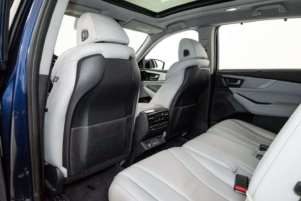Certified 2024 Acura MDX w/ Technology Package AWD/4WD image 26