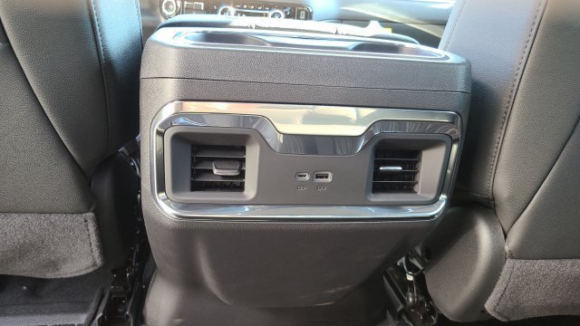 New 2026 GMC Sierra 1500 Elevation w/ Elevation Premium Package AWD/4WD image 23