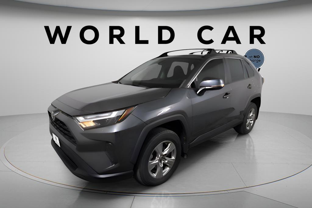 Used 2023 Toyota RAV4 XLE w/ Convenience Package image 3