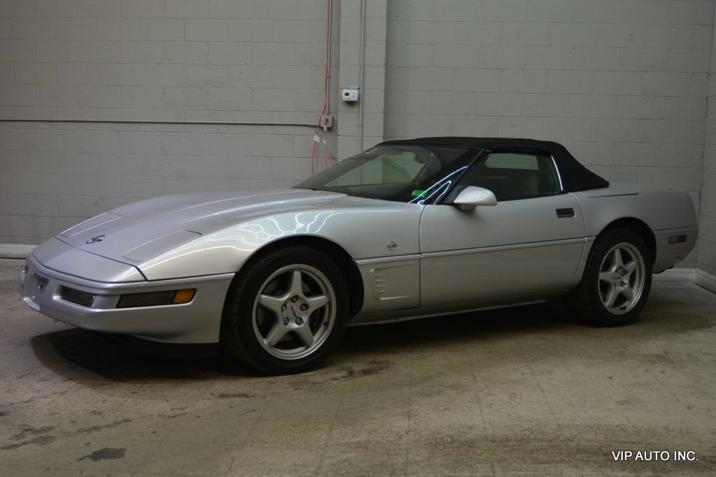 Used 1996 Chevrolet Corvette Convertible RWD image 23