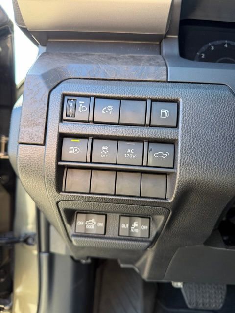 Certified 2025 Toyota Tacoma Limited AWD/4WD image 15