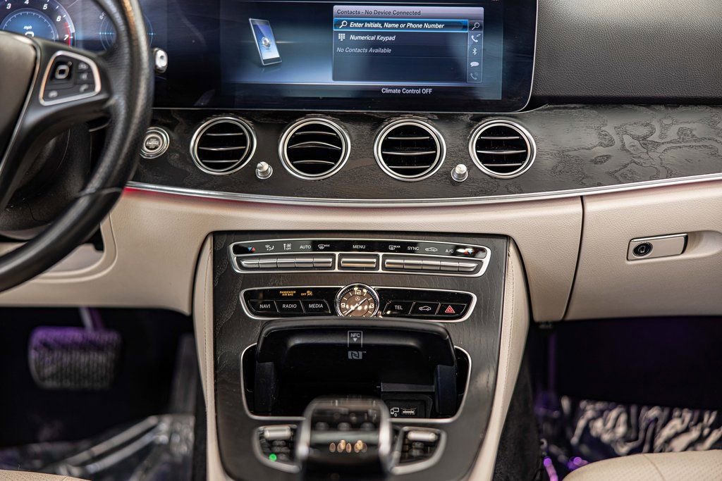 Used 2018 Mercedes-Benz E 400 4MATIC Sedan image 38