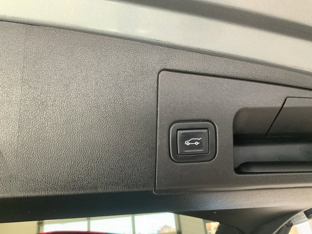 Used 2024 Cadillac XT5 Sportv w/ LPO, Floor Liner Package image 20