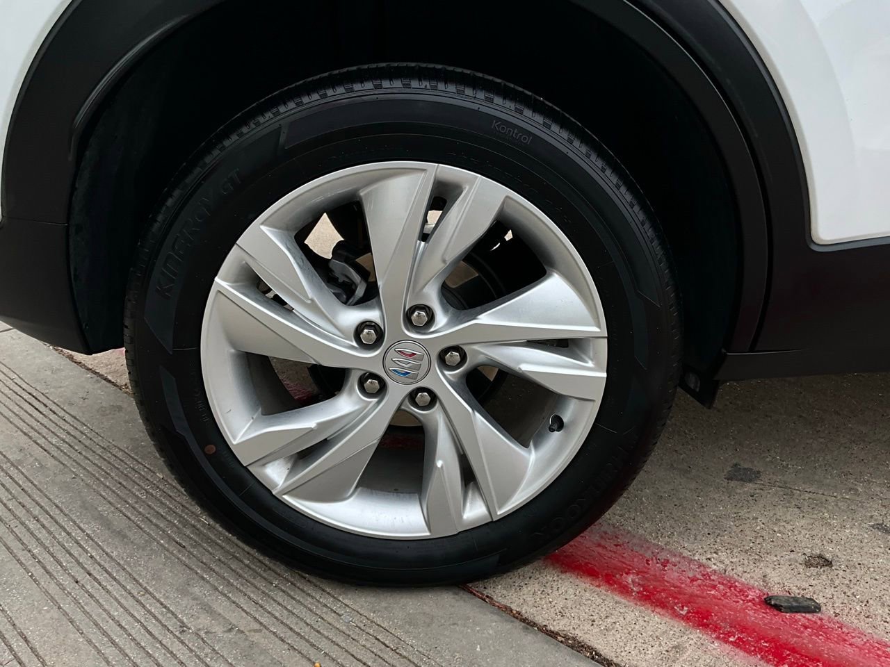 Used 2025 Buick Encore GX Preferred image 9