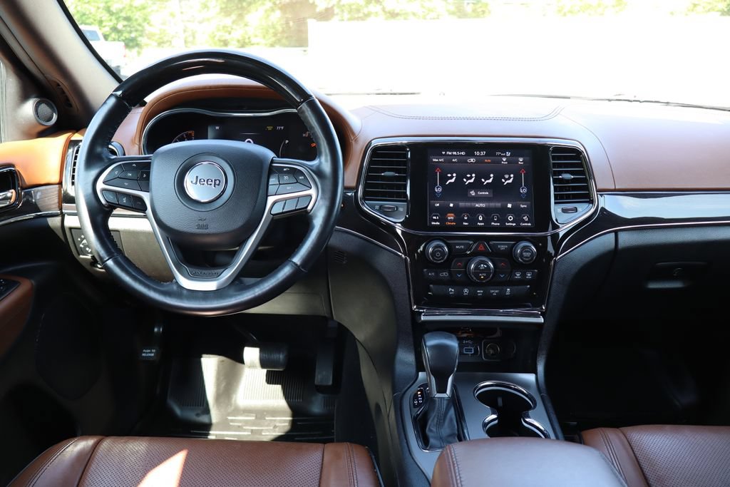 Used 2021 Jeep Grand Cherokee Overland AWD/4WD image 6