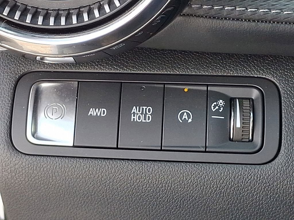 Used 2025 Chevrolet Equinox LT AWD/4WD image 23