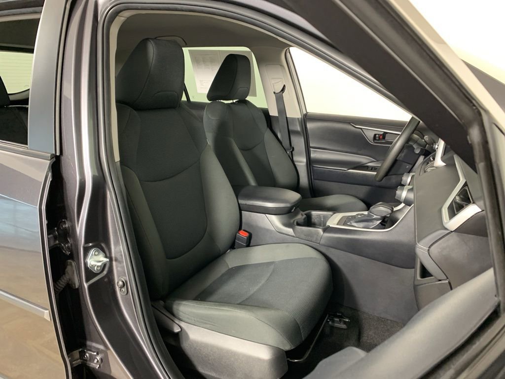 Used 2024 Toyota RAV4 LE image 36