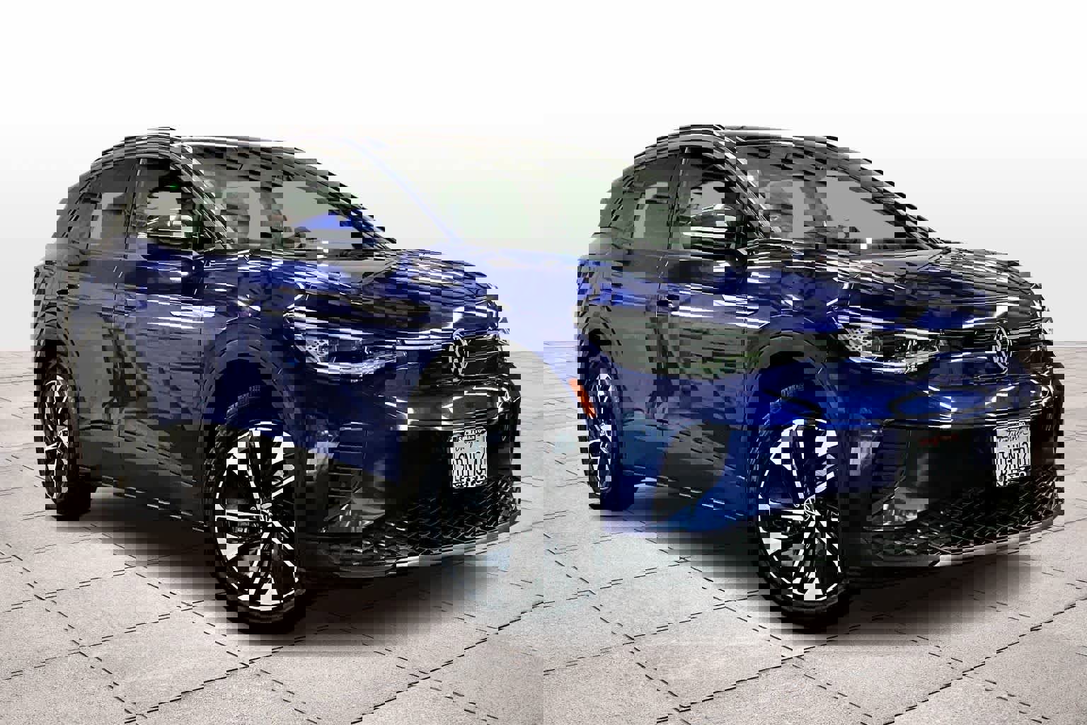 Used 2022 Volkswagen ID.4 Pro S image 2