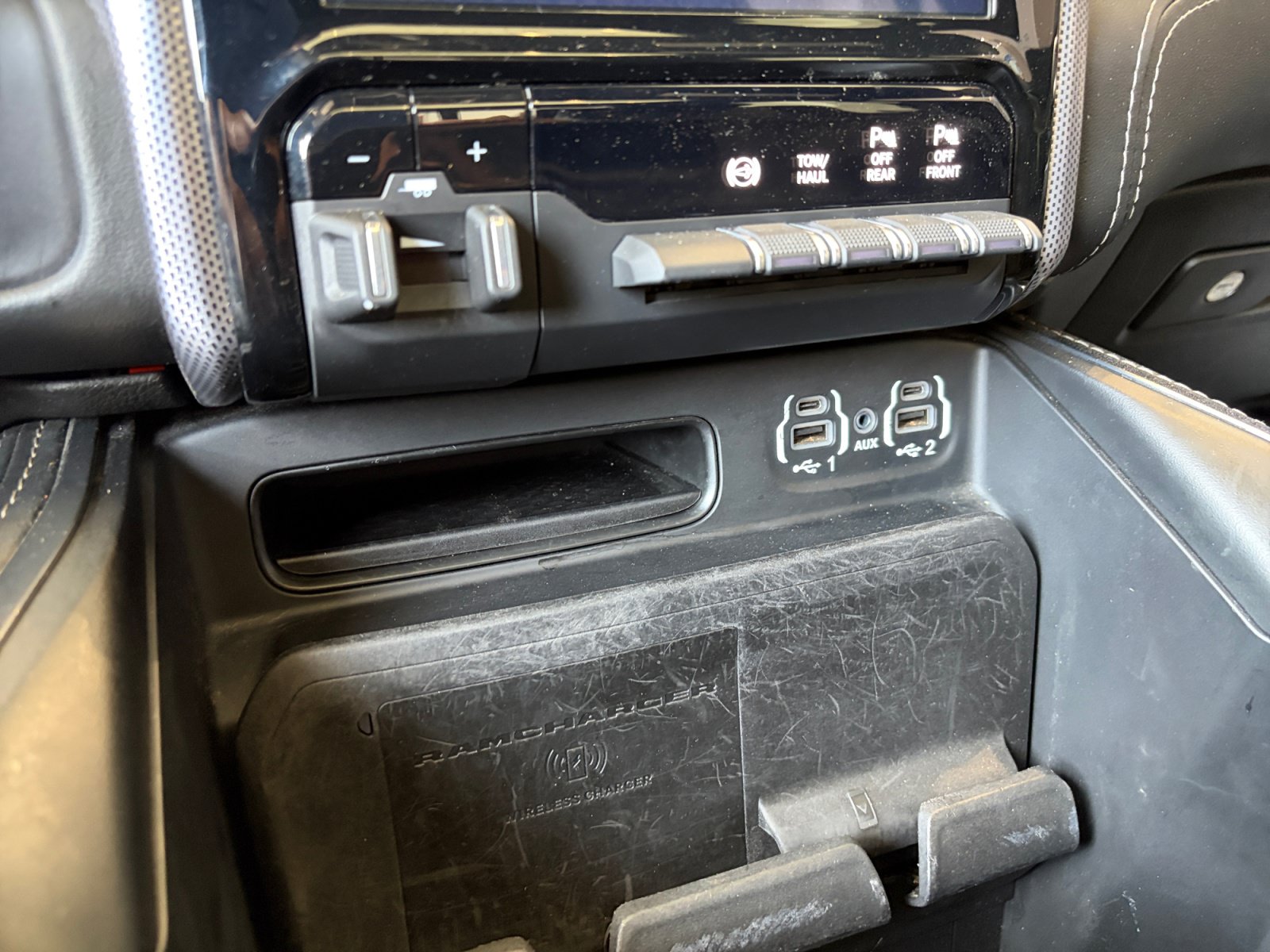 Used 2020 RAM 2500 Limited AWD/4WD image 25