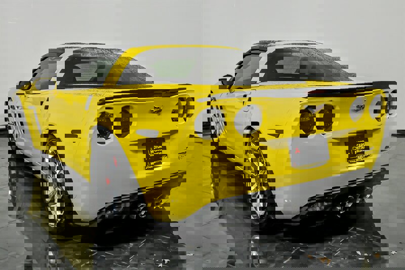 Used 2012 Chevrolet Corvette Grand Sport w/ 3LT Preferred Equipment Group image 8