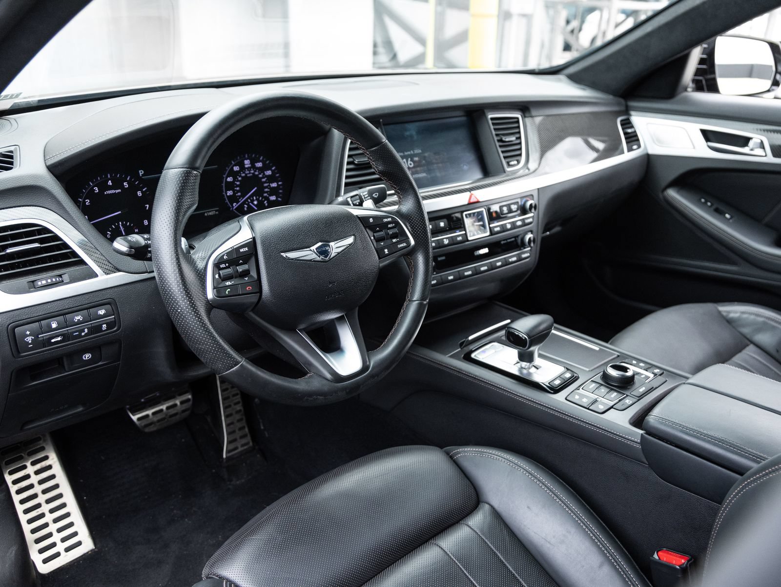 Used 2020 Genesis G80 3.3T Sport RWD image 4