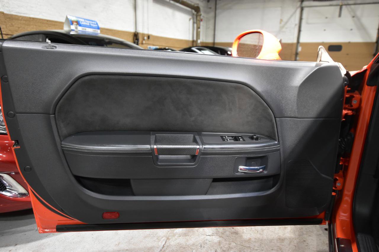 Used 2008 Dodge Challenger SRT8 image 16