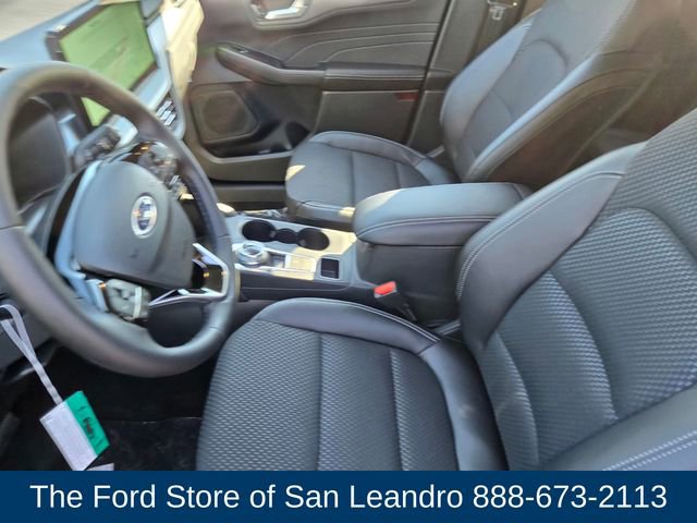 New 2025 Ford Escape SE image 15
