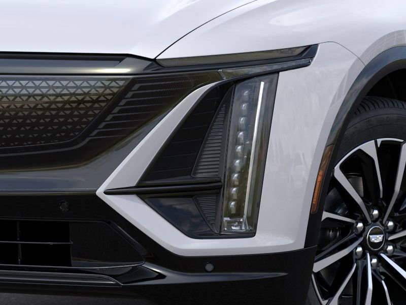 New 2025 Cadillac Lyriq Sport AWD/4WD image 10