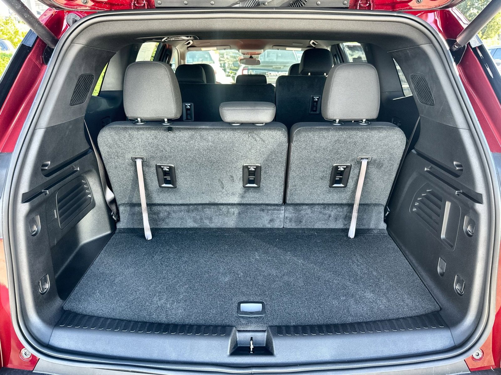 New 2025 GMC Acadia Elevation w/ Black Edition image 25