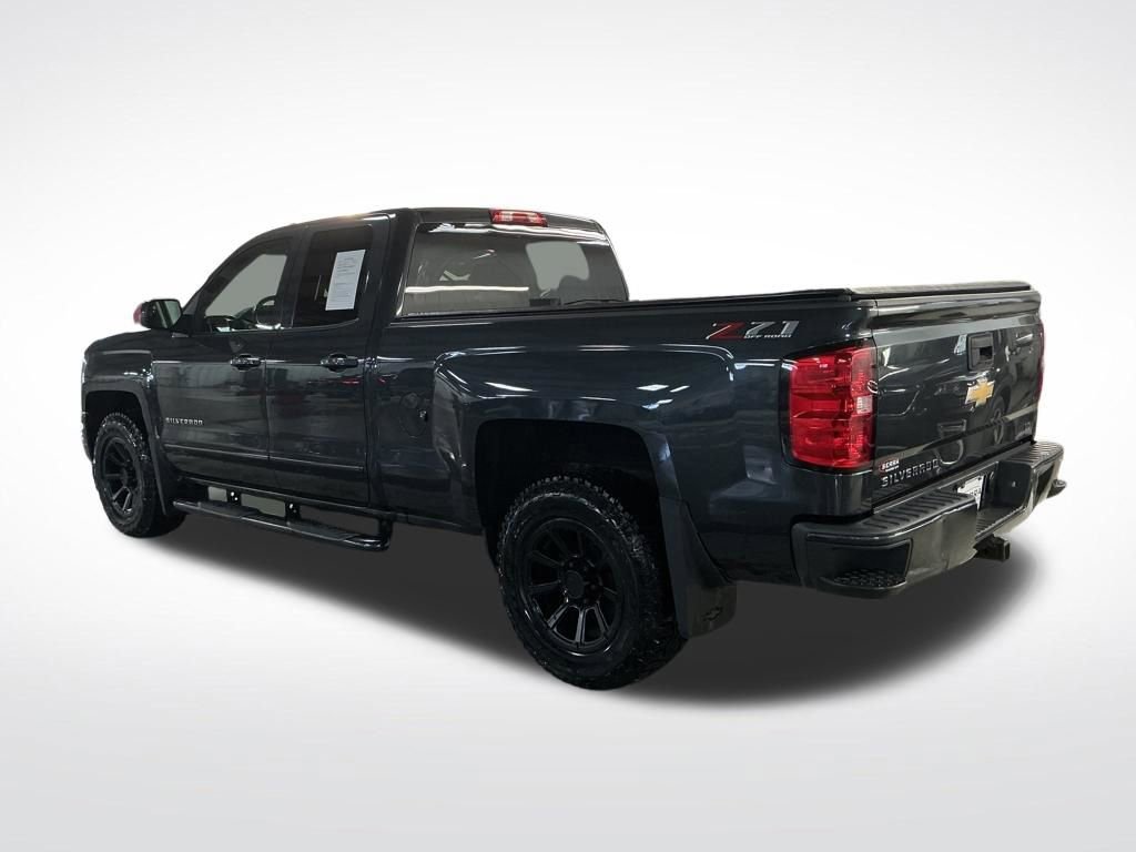 Used 2019 Chevrolet Silverado 1500 LT w/ All Star Edition image 3