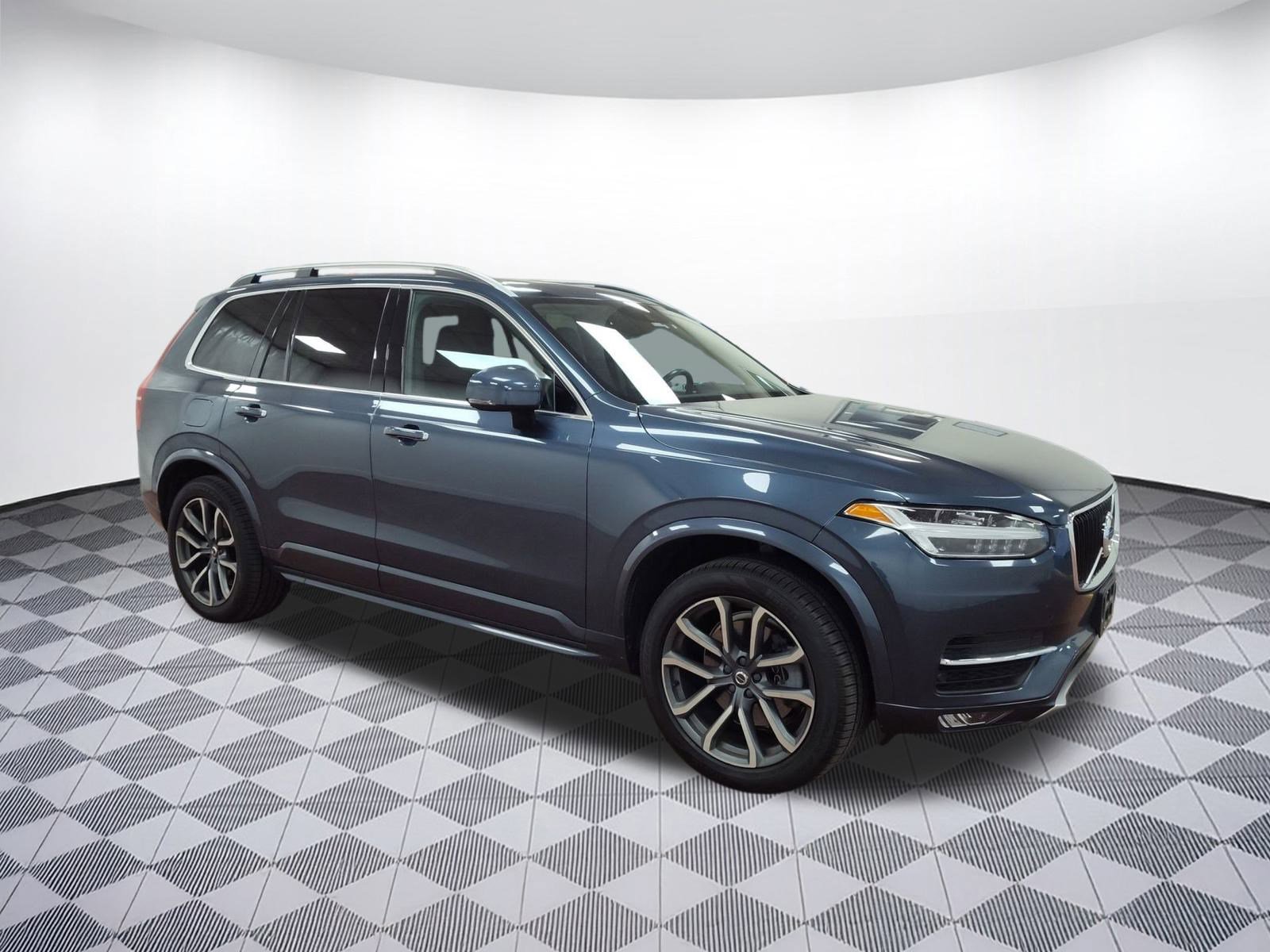 Used 2019 Volvo XC90 T6 Momentum w/ Protection Package Premier image 7