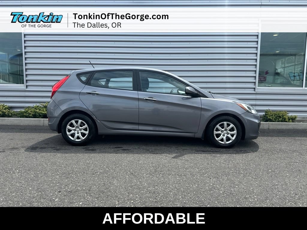 Used 2014 Hyundai Accent GS FWD image 2