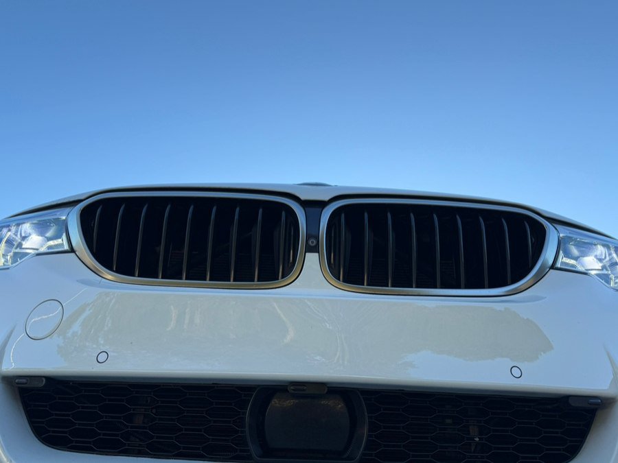 Used 2018 BMW M550i xDrive AWD/4WD image 12