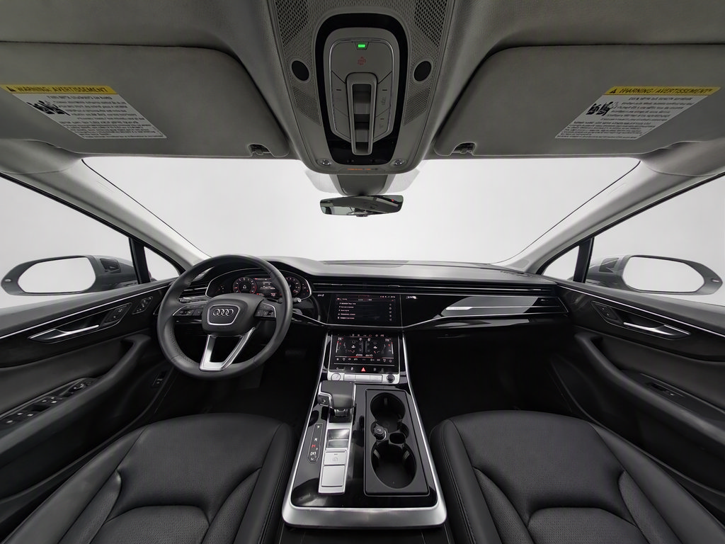 Used 2020 Audi Q7 3.0T Prestige w/ Prestige Package AWD/4WD image 12