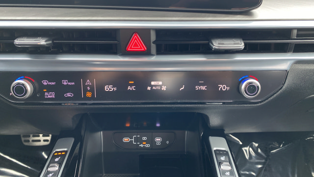 New 2026 Kia Sorento SX Prestige AWD/4WD image 18