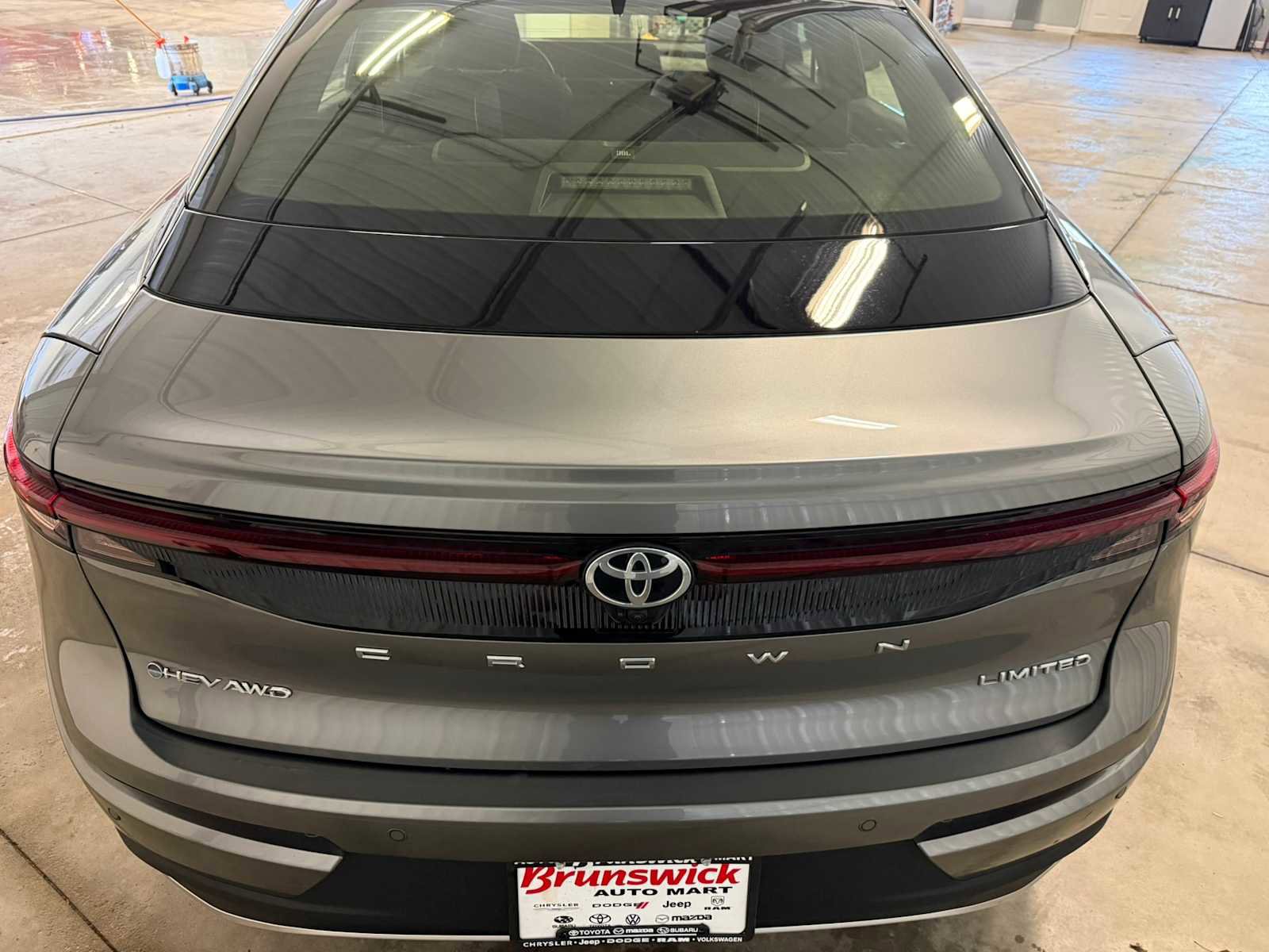 Used 2024 Toyota Crown Limited w/ Advanced Technology Package AWD/4WD image 16