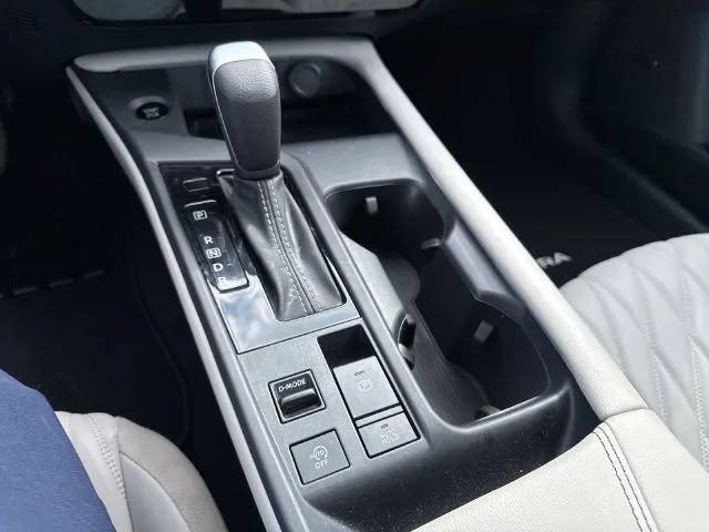 Used 2026 Nissan Sentra SV FWD image 41