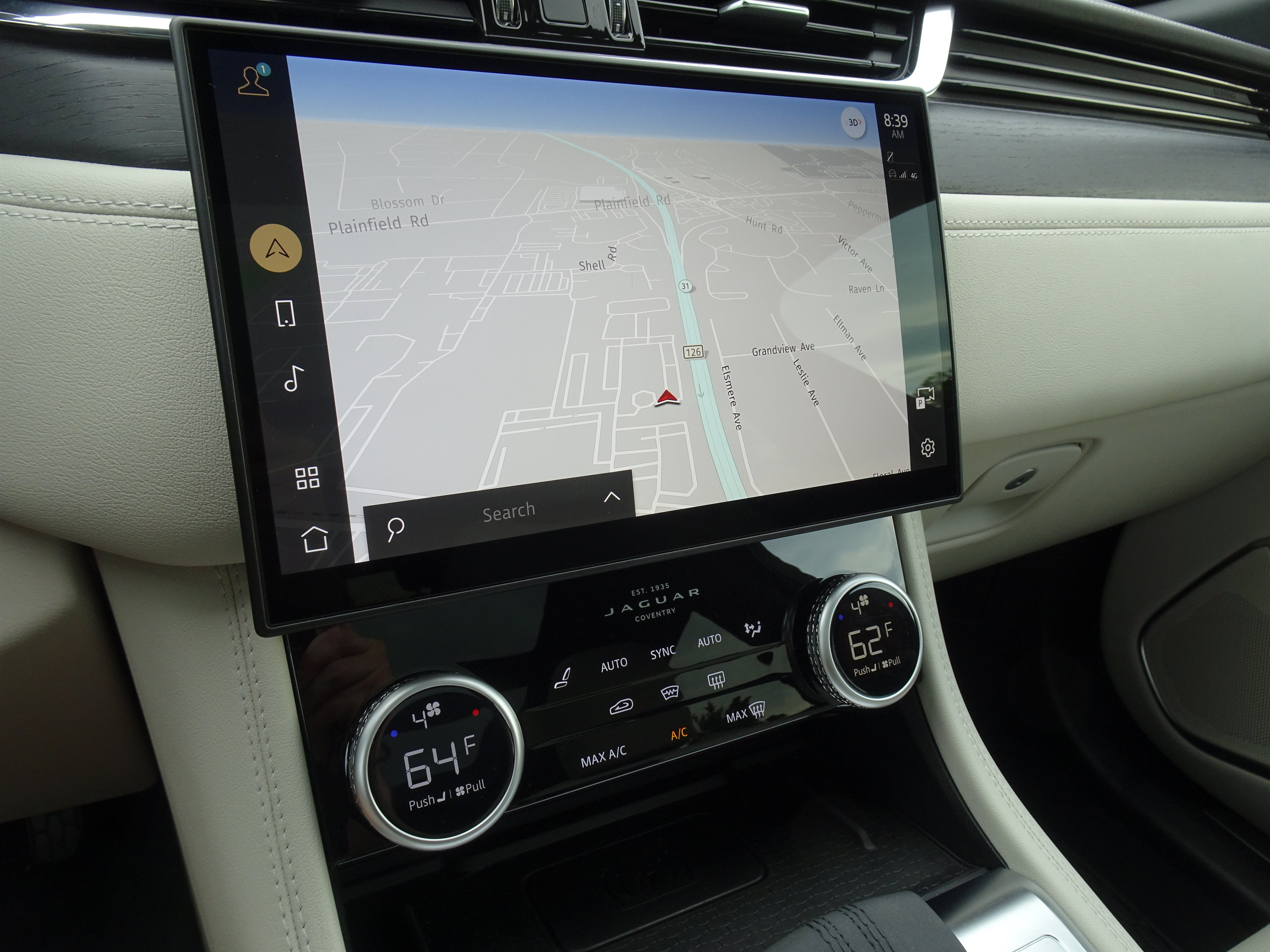 New 2025 Jaguar F-PACE R-Dynamic S AWD/4WD image 3