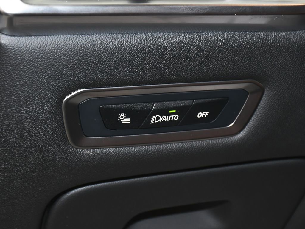 Used 2026 BMW X7 M60i image 17