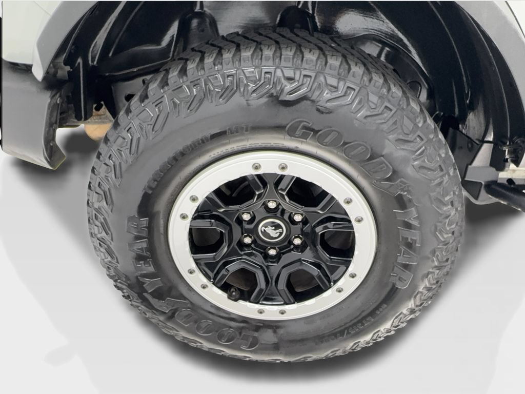 Used 2022 Ford Bronco Big Bend w/ Sasquatch Package AWD/4WD image 15