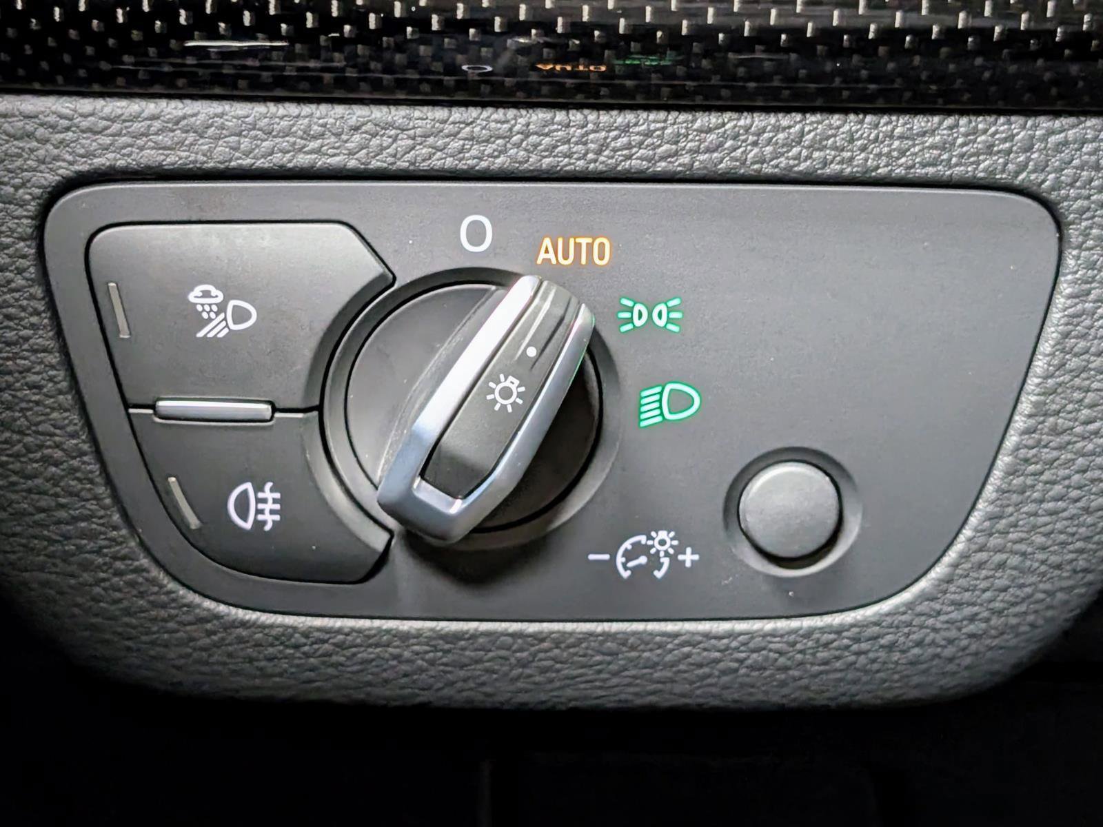 Used 2022 Audi SQ5 Premium w/ Convenience Package image 31