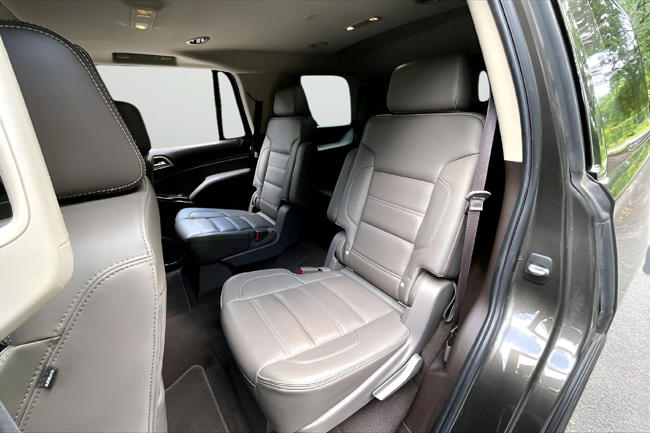 Used 2020 GMC Yukon Denali RWD image 19