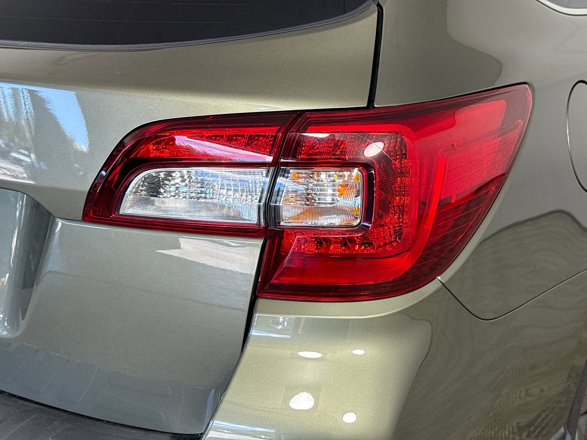 Used 2019 Subaru Outback 2.5i Touring w/ Popular Package #3A image 34