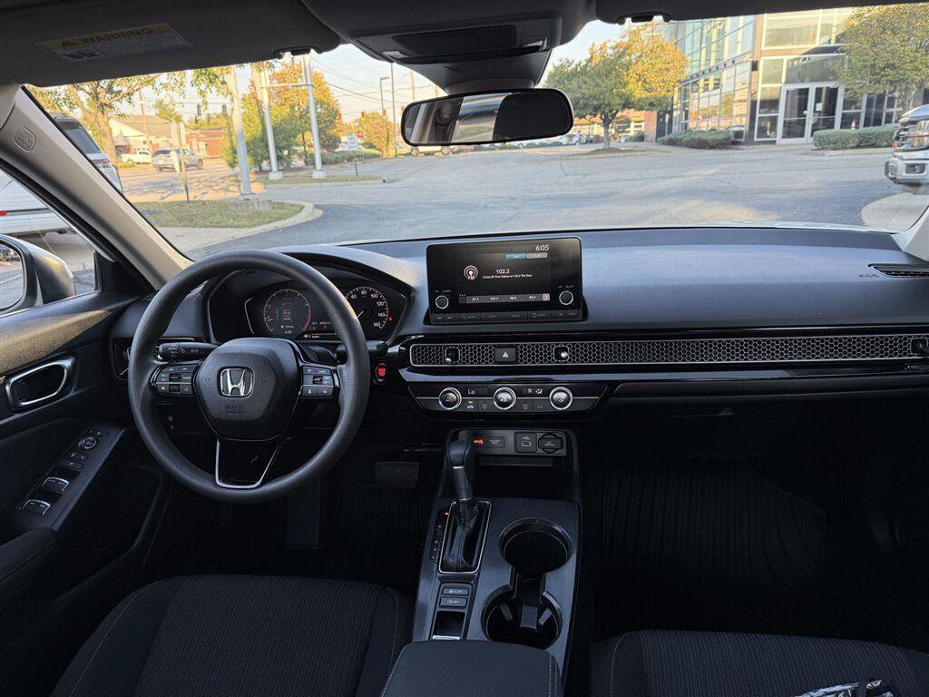 Used 2022 Honda Civic LX image 25