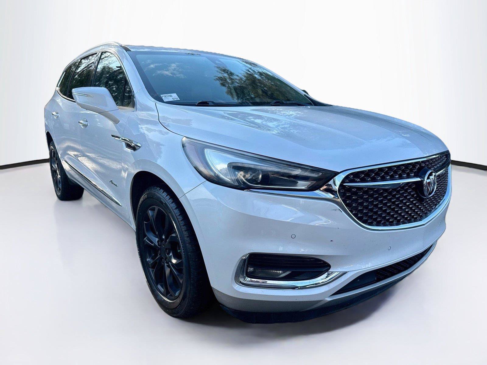 Used 2018 Buick Enclave Avenir w/ Avenir Technology Package FWD image 7